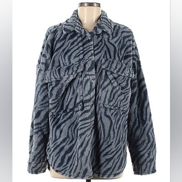 ACOA Blue Faux Fur Cozy Shacket - Picture 1 of 7
